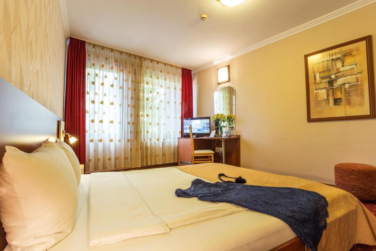 Hotel Villa Boyana - Free Parking Sofia Exterior photo